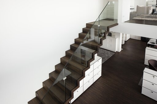 Zig-Zag Straight – Transparent designer glass balustrades for modern architecture
